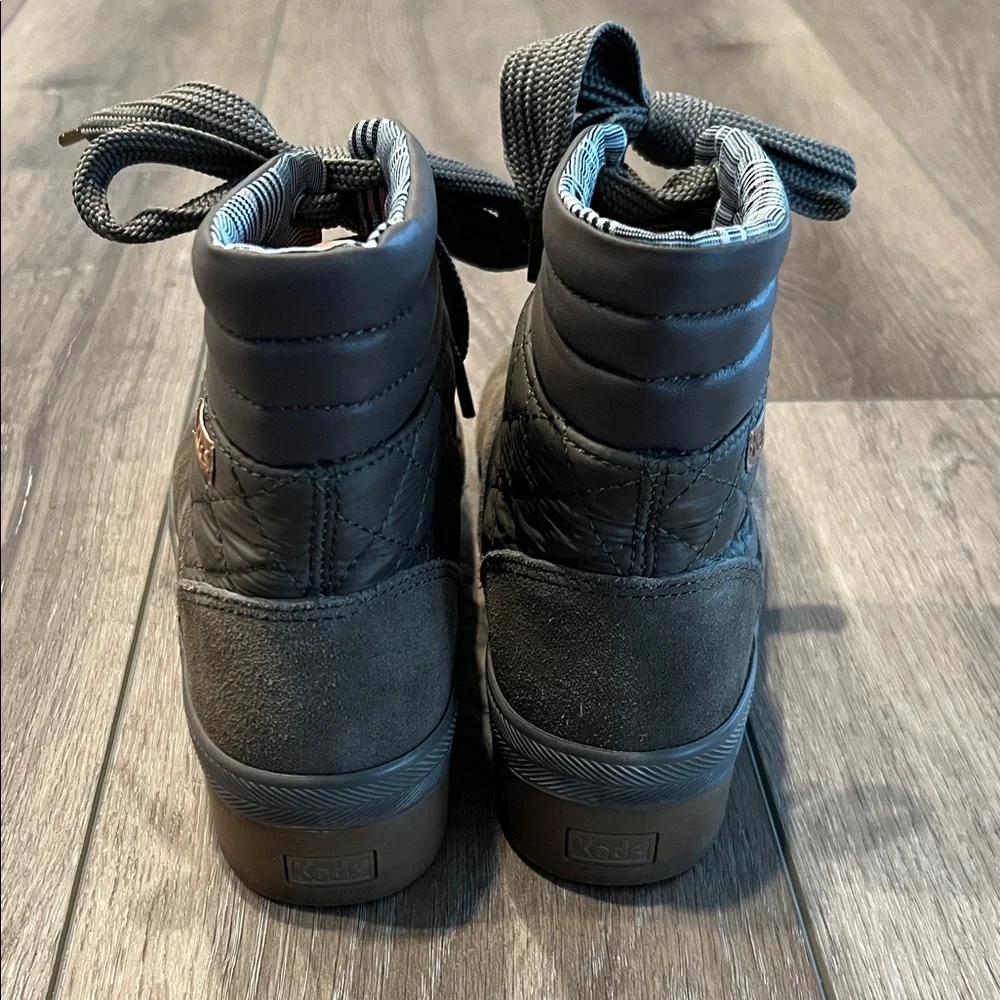 Women’s Gray/Brown Boots - Picture 5 of 11